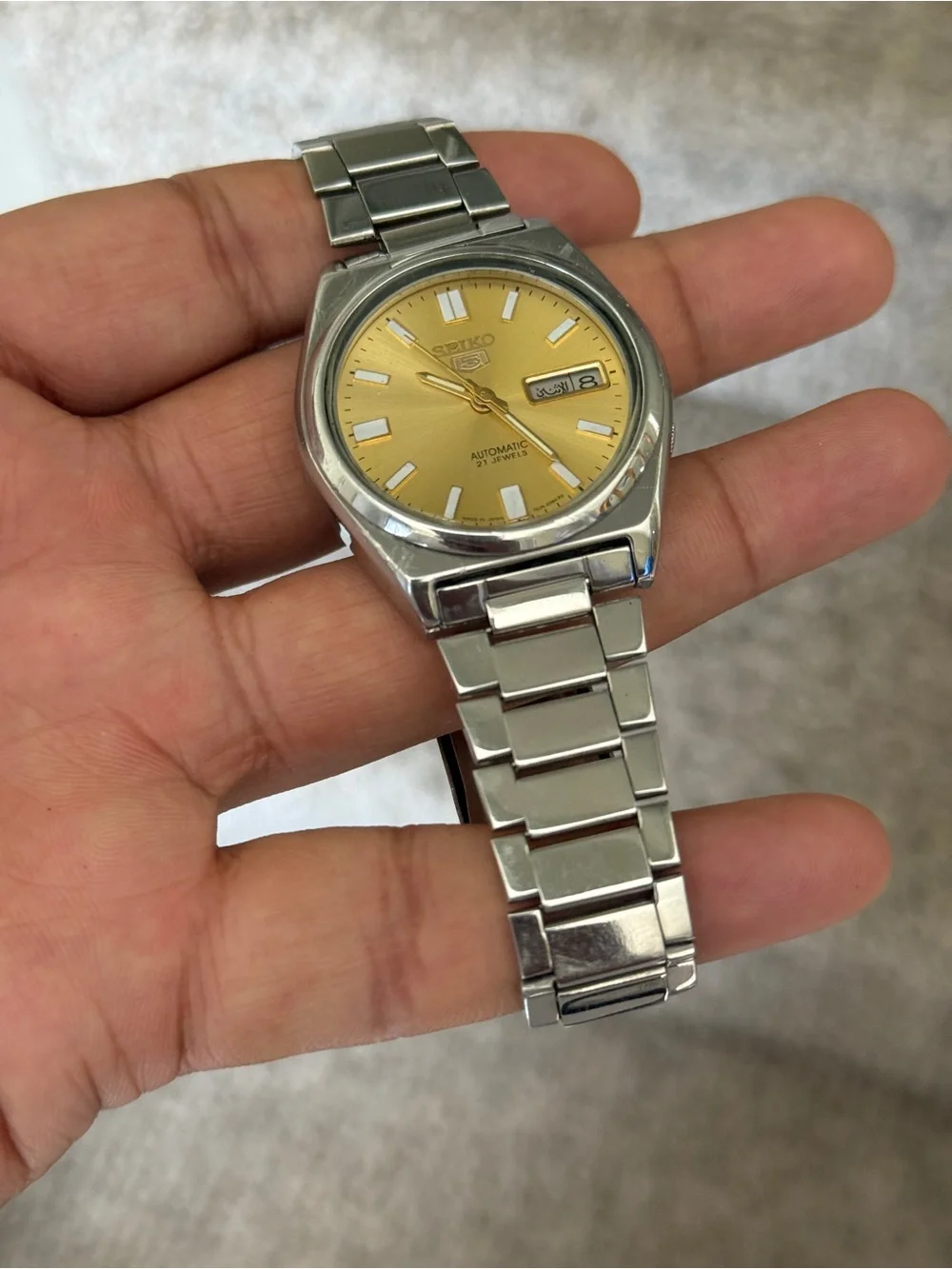 Seiko vintage Golden Sunburst Dial Retro Sports5 Rare Day Date Mens Watch